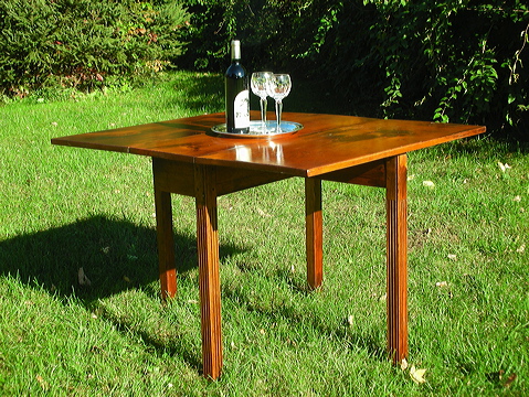 pine_drop_leaf_table.jpg
